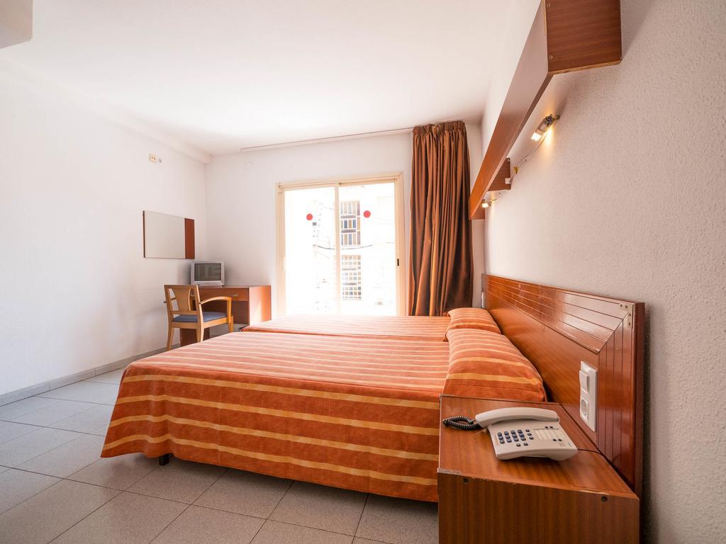 Hotel Checkin Montpalau Pineda de Mar Dış mekan fotoğraf